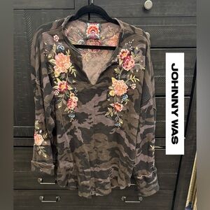 Johnny Was Floral Embroidered Camouflage Women's Top